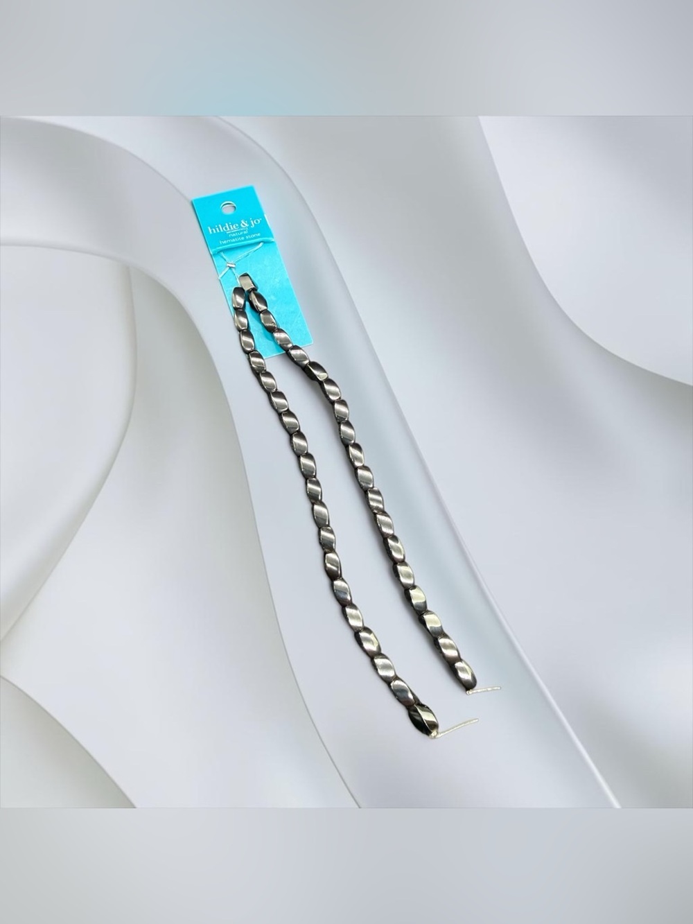 🏷️‼️5/$25🏷️‼️🩶hildie & jo🩶Natural Hematite Twist Bead Strands/NIP